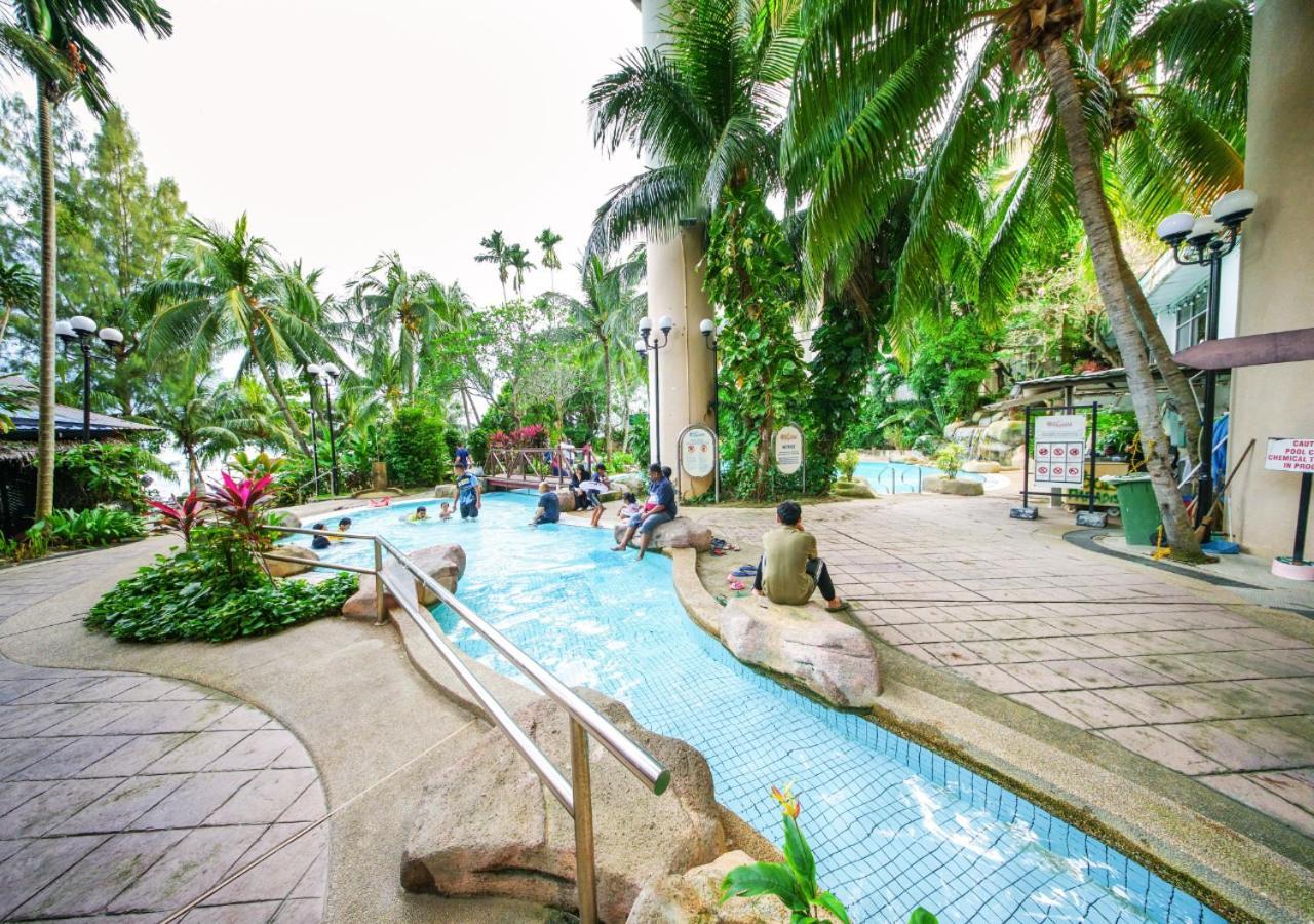 Rainbow Paradise Beach Resort Tanjung Bungah  Exterior photo